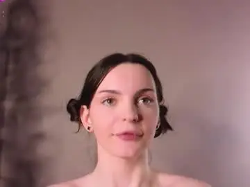 Chaturbate Free Live Porn of emilyhalden