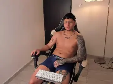 Chaturbate Live Sex Cam of jake_pons