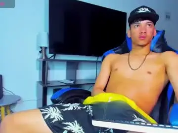 Chaturbate Best live sex cam show of lyam_russo