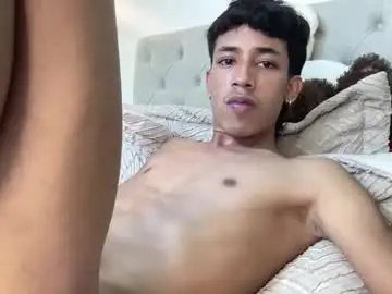 Chaturbate Adult Webcams of ostin_18hot