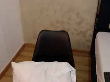 Chaturbate Live Sex Cam of kyliebenson