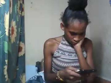 Chaturbate Free Porn Cam of littleyanah