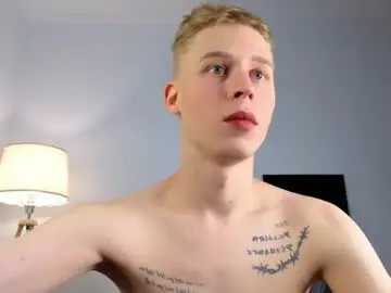 Chaturbate Live Sex Cam of toxicpassion