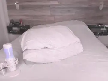 Chaturbate Best live sex cam show of alexashowcum