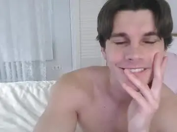 Chaturbate Best live sex cam show of eric_crush