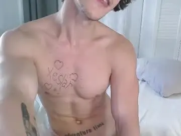 Chaturbate Best live sex cam show of eric_crush