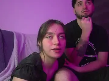 Chaturbate Free Live Porn of leiaah__