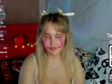 Chaturbate Nude Webcam of nelie_evans