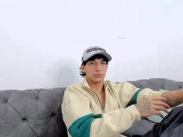 Chaturbate Sex Chat of kroywave