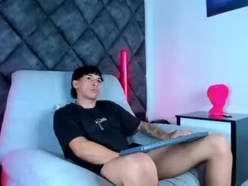 Chaturbate Watch Live Sex Cams of kroywave