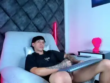 Chaturbate Live Sex Cam of kroywave