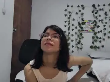 Chaturbate Adult Video Chat of sarahsmitt