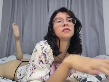 Chaturbate Live Sex Cam of sarahsmitt