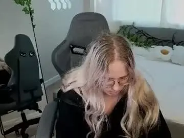 Chaturbate Watch Live Sex Cams of yungsatou