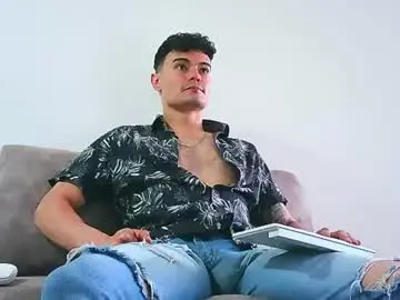 Chaturbate Live Sex Cam of jhohannes_maximo