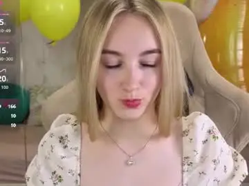 Chaturbate Live Sex of shy__polly