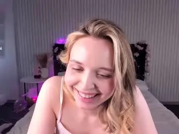 Chaturbate Live Sex Cam of sofia_gaze