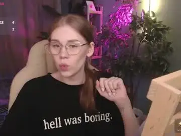Chaturbate Live Sex Cam of alison_doody