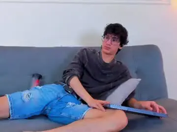 Chaturbate Best live sex cam show of camilo_stark