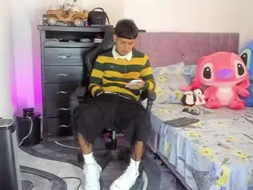 Chaturbate Live Sex Cam of damar_felipe