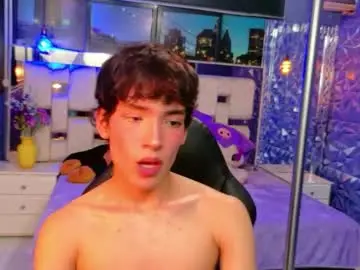 Chaturbate Best live sex cam show of isaacnova