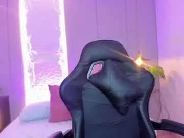 Chaturbate Watch Live Sex Cams of isabella_florez22