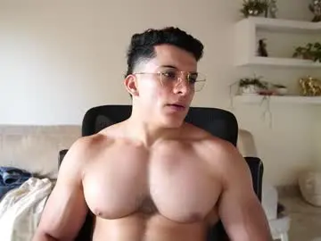 Chaturbate Watch Live Sex Cams of maximohoot