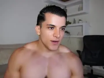 Chaturbate Best live sex cam show of maximohoot