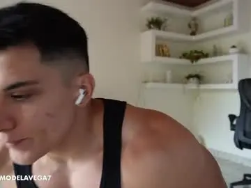 Chaturbate Live Porn of maximohoot