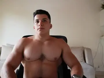 Chaturbate Free Live Porn of maximohoot