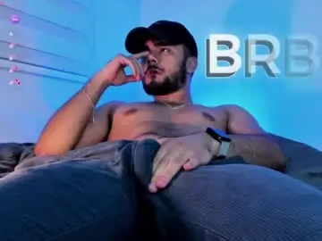 Chaturbate Live Sex Cam of caprywilliams