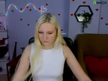 Chaturbate Live Sex Cam of khloebeauty