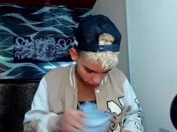 Chaturbate Live Sex of sky_jules