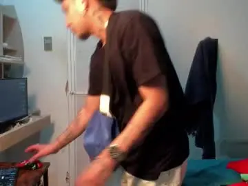 Chaturbate Live Sex Cam of sky_wild