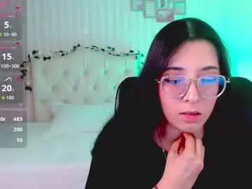 Chaturbate Live Sex Cam of emmalove_doll