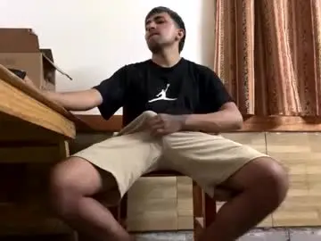 Chaturbate Sex Chat of y0ungwithbrowndick