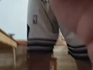 Chaturbate Live Sex Cam of y0ungwithbrowndick