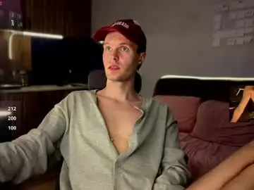 Chaturbate Sex Chat of leonnextdoor
