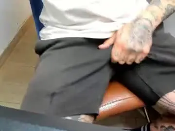 Chaturbate Live Sex Cam of _layne