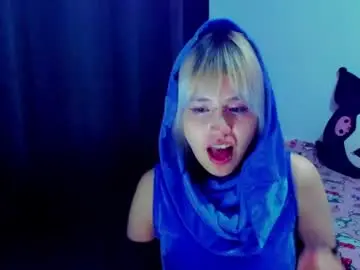 Chaturbate Live Sex of azu_moure