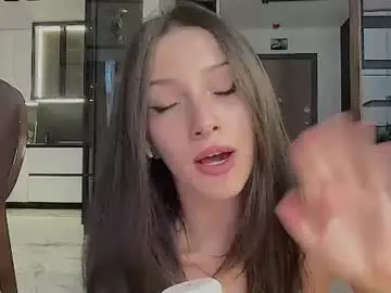 Chaturbate Live Sex Cam of bella_hayes