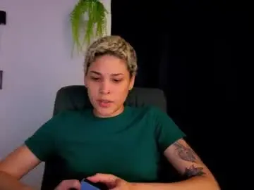 Chaturbate Live Porn of laura_r23
