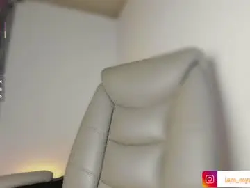 Chaturbate Adult Webcam of myaa_girl