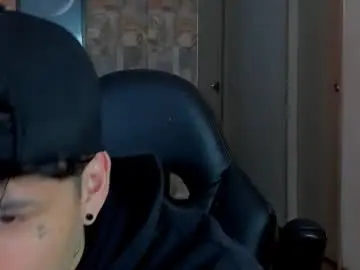 Chaturbate Sex Chat of deymon_scott