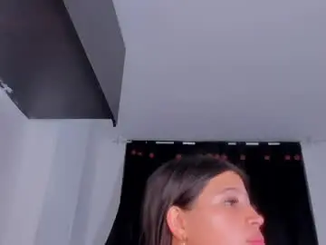 Chaturbate Best live sex cam show of game_with_lesbians_