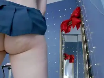 Chaturbate Live Sex Cam of kriskras__