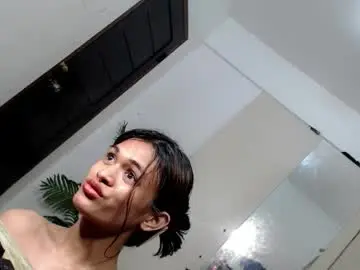 Chaturbate Live Sex Cam of creamy_delilah