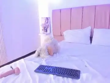 Chaturbate Free Porn Cam of iamzoey_