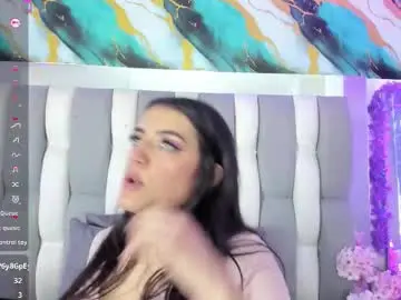 Chaturbate Adult Video Chat of isadiazz