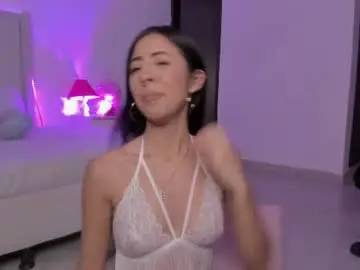Chaturbate Live Sex Cam of mirandaa_rogers